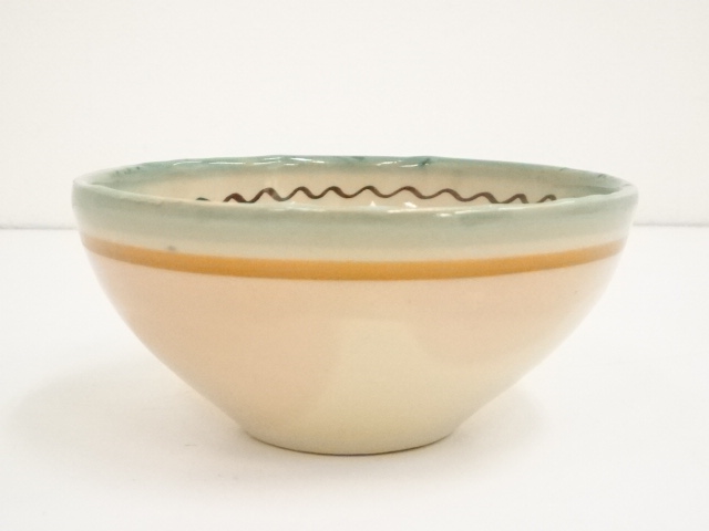 JAPANESE CERAMICS / SWEETS BOWL / FLOWER / ARTISAN WORK